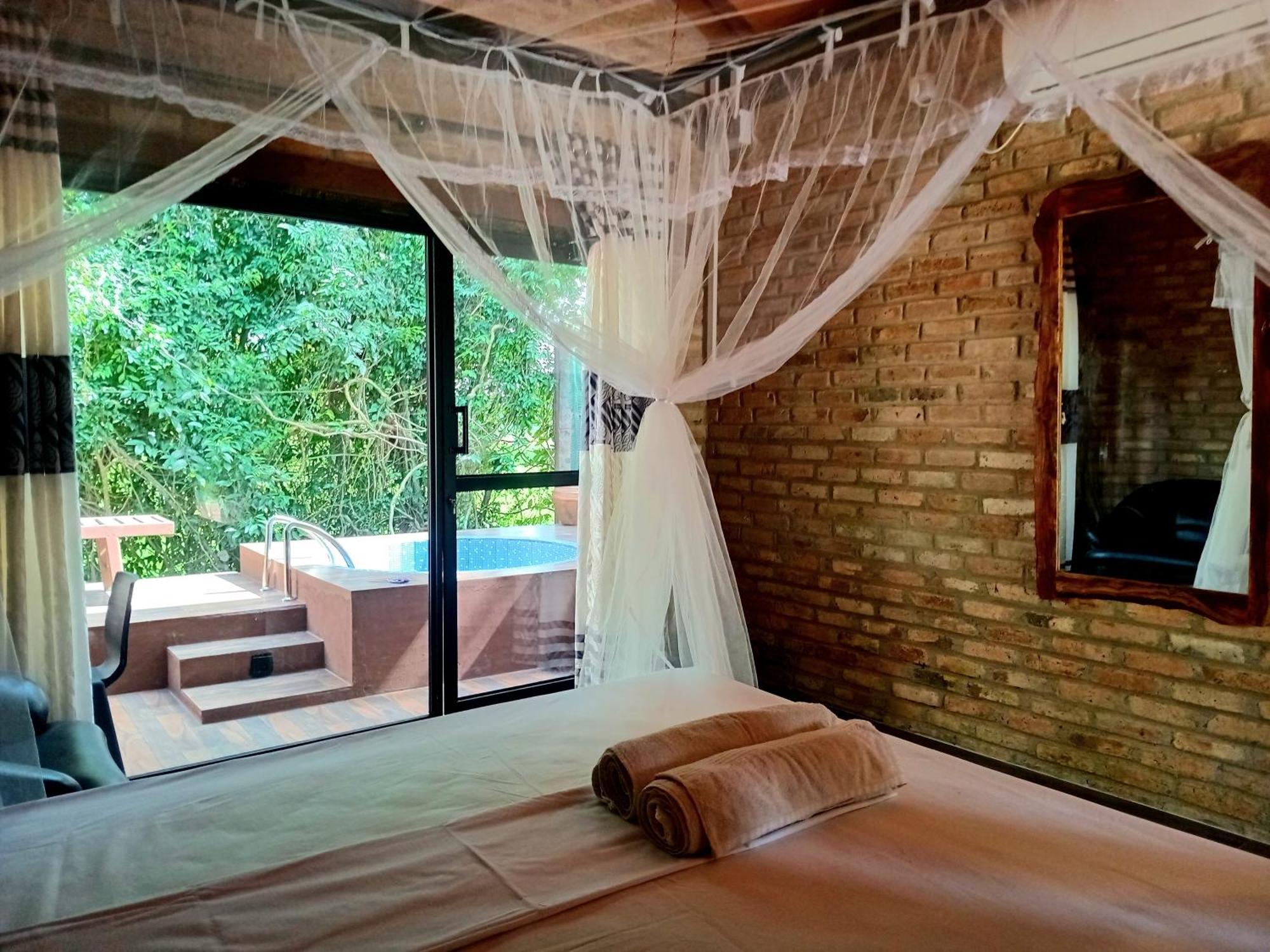 Airport Villa Kamatha -Foreign Booking Only Katunayaka Buitenkant foto